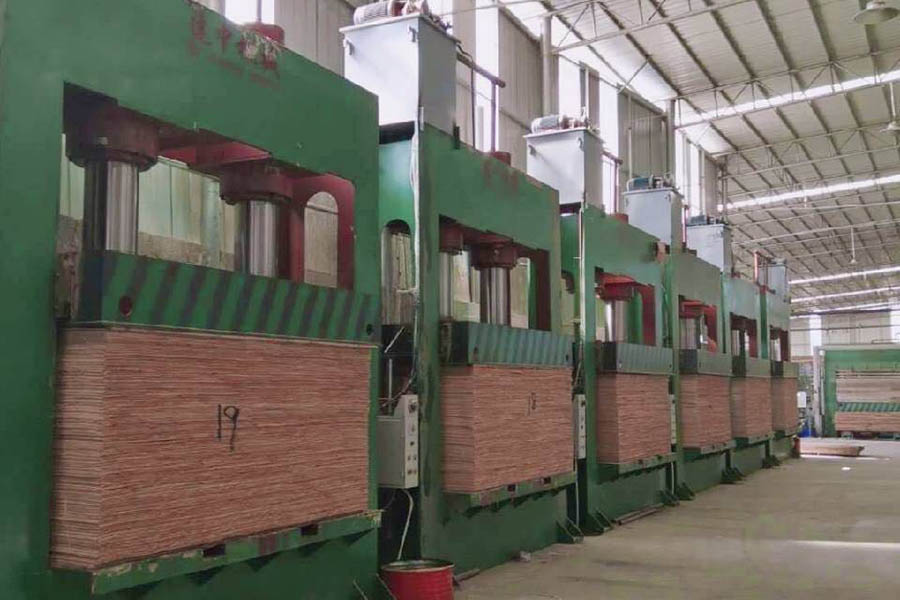 上置式預(yù)壓機