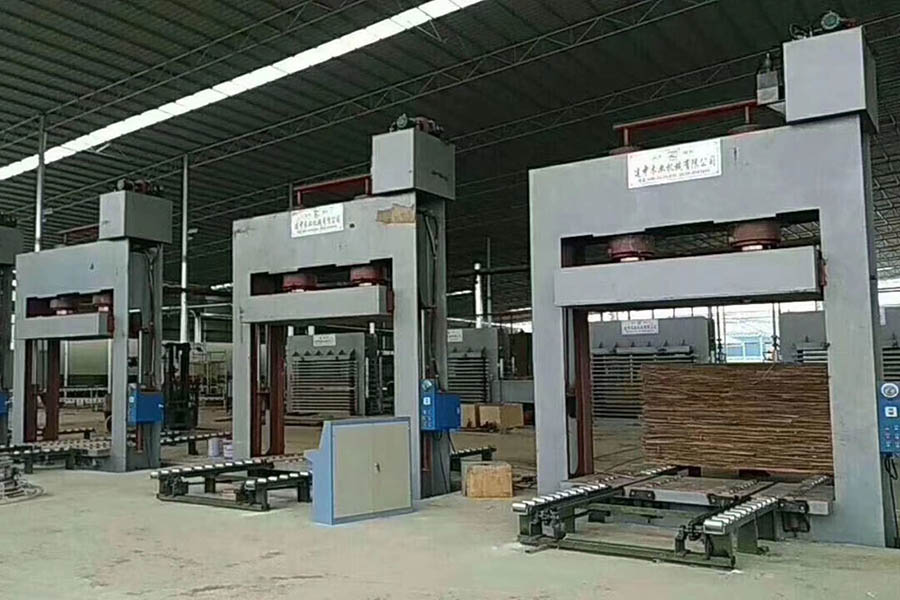 上置式預(yù)壓機